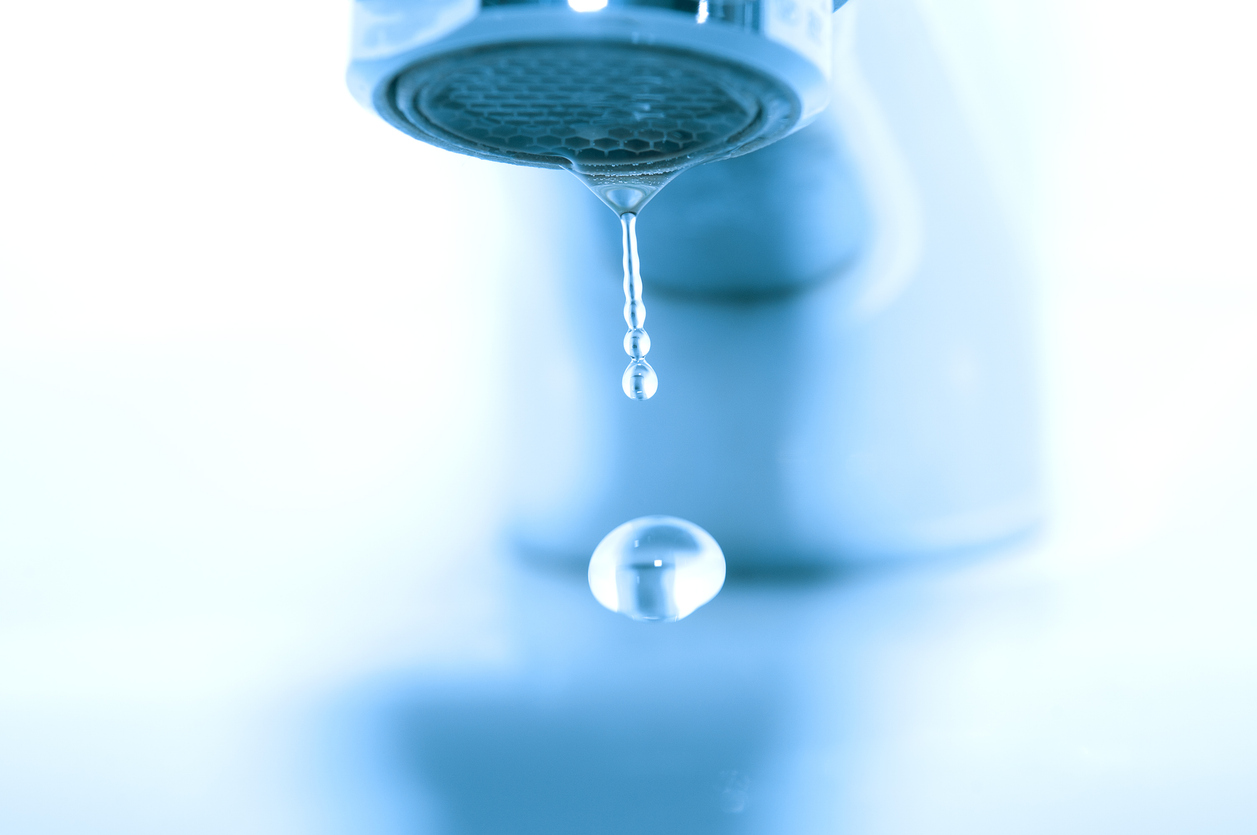 Falling water drop